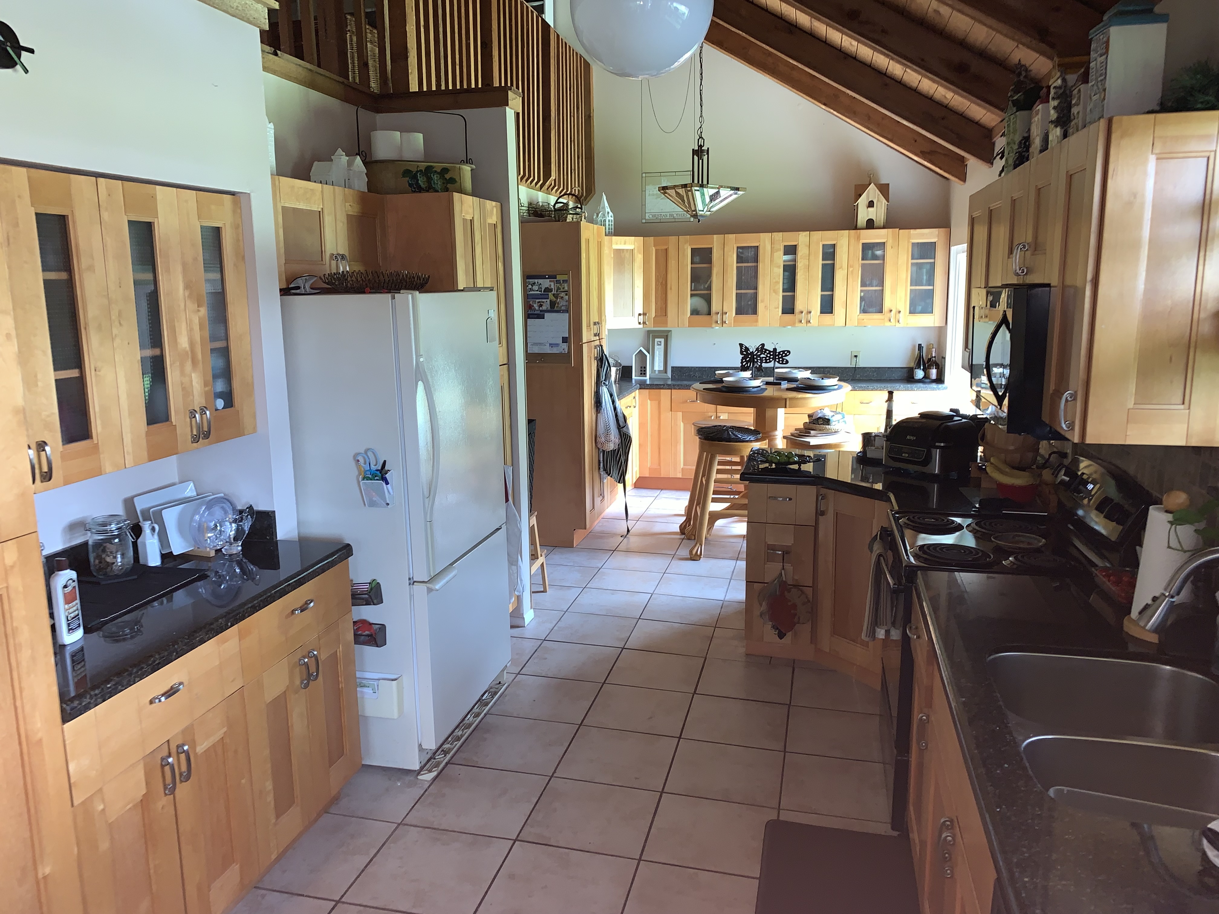 Warm, spacious kitchen